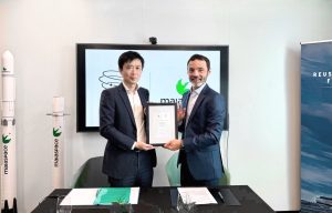 Yohann Leroy with Dr Shunsuke Onishi